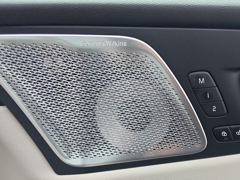 More views of Volvo XC60