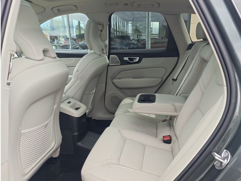 More views of Volvo XC60