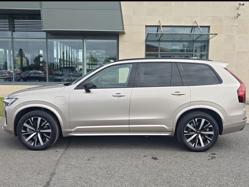 More views of Volvo XC90