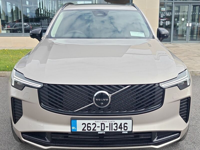 More views of Volvo XC90