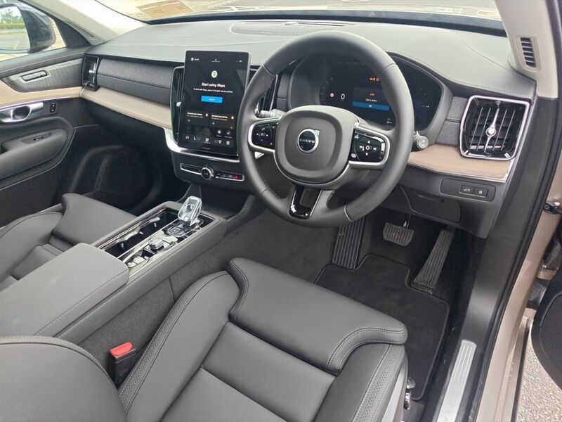 More views of Volvo XC90
