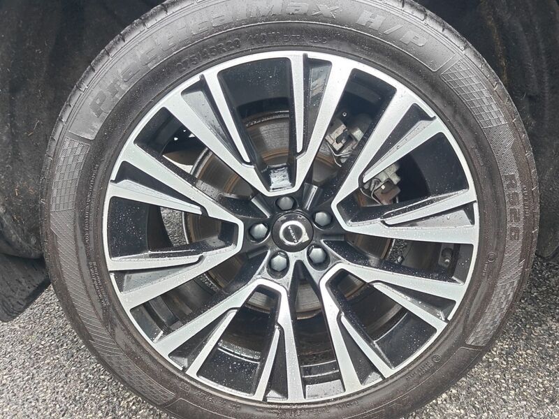 More views of Volvo XC90