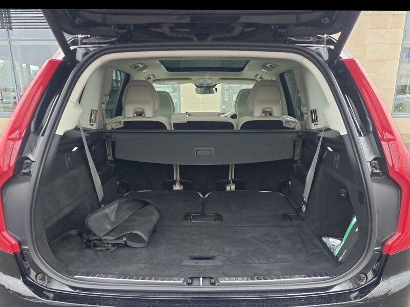 More views of Volvo XC90