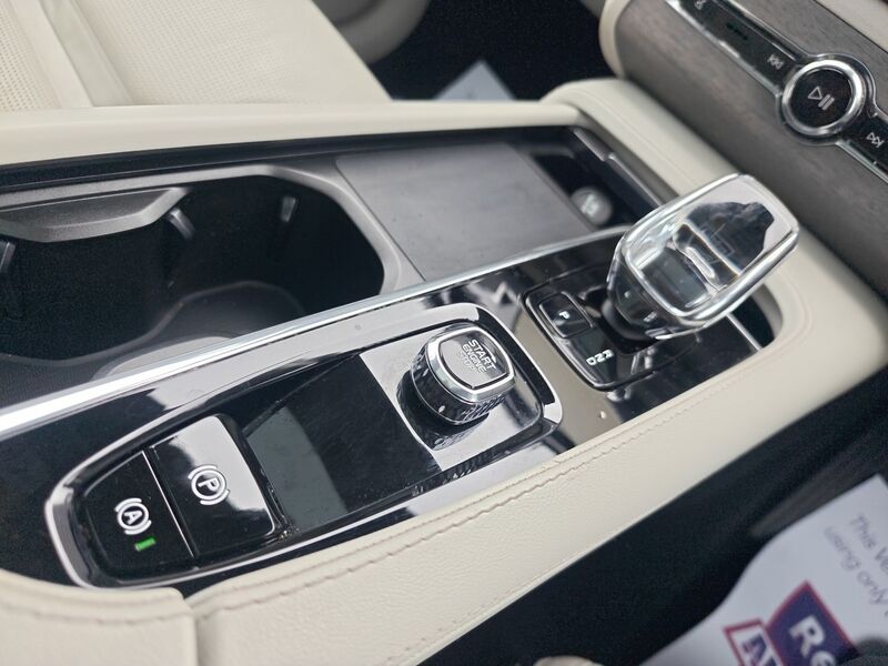More views of Volvo XC90