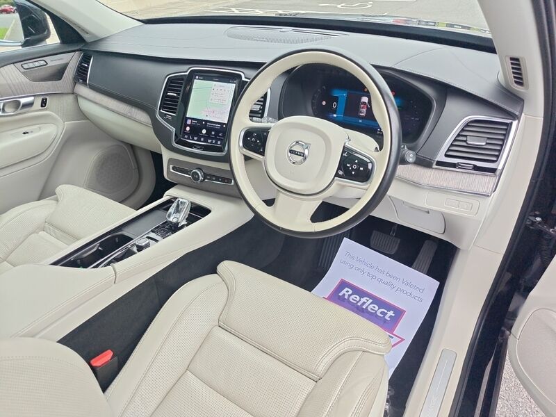 More views of Volvo XC90