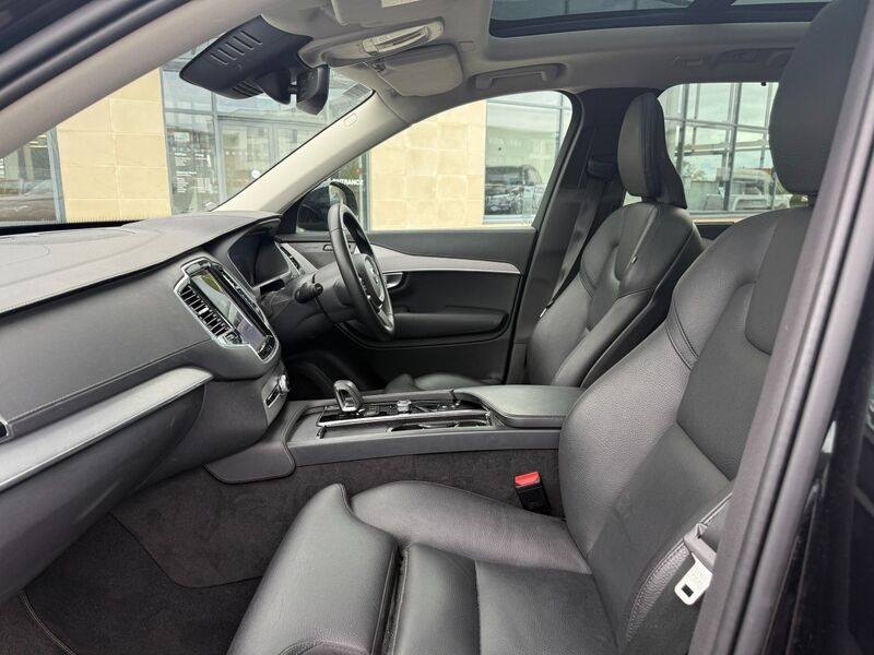 More views of Volvo XC90