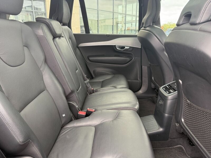 More views of Volvo XC90