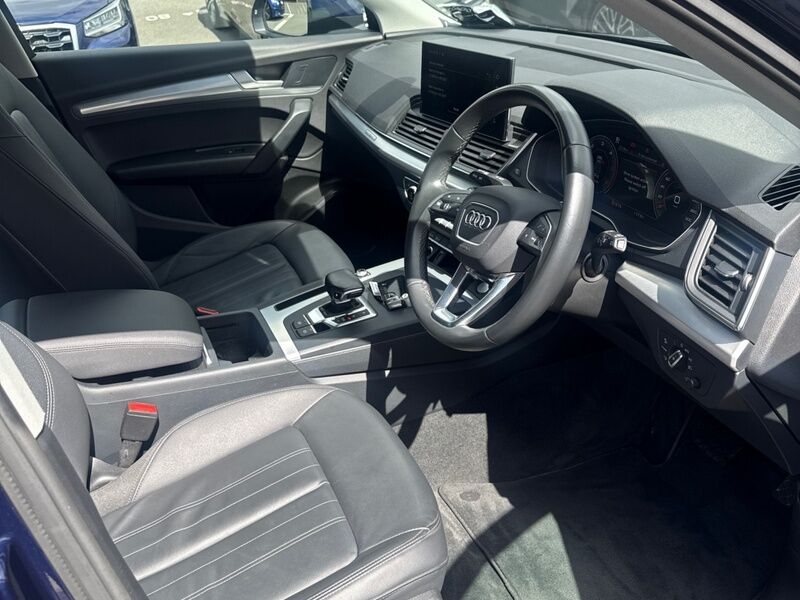 More views of Audi Q5