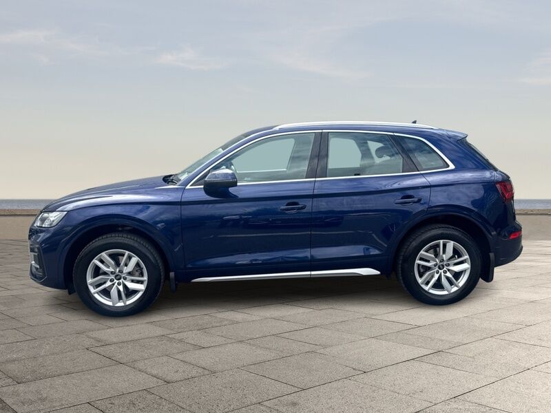 More views of Audi Q5