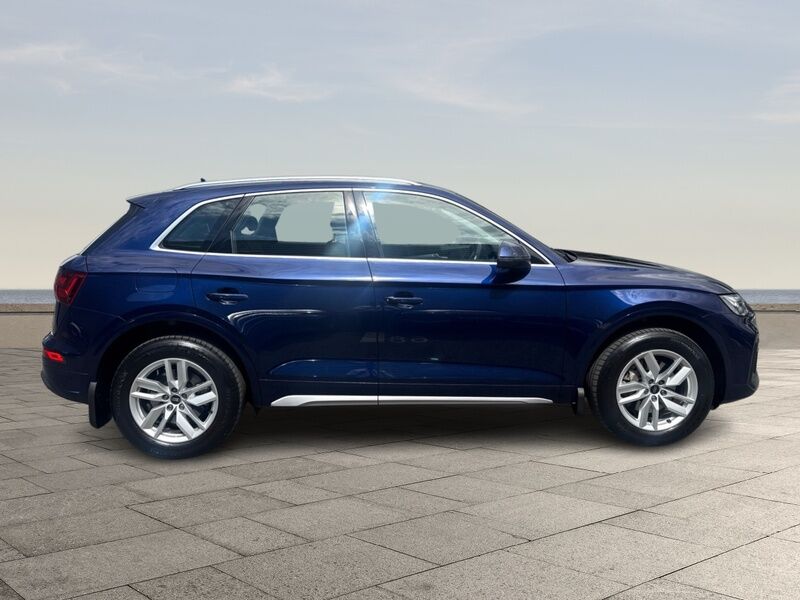 More views of Audi Q5