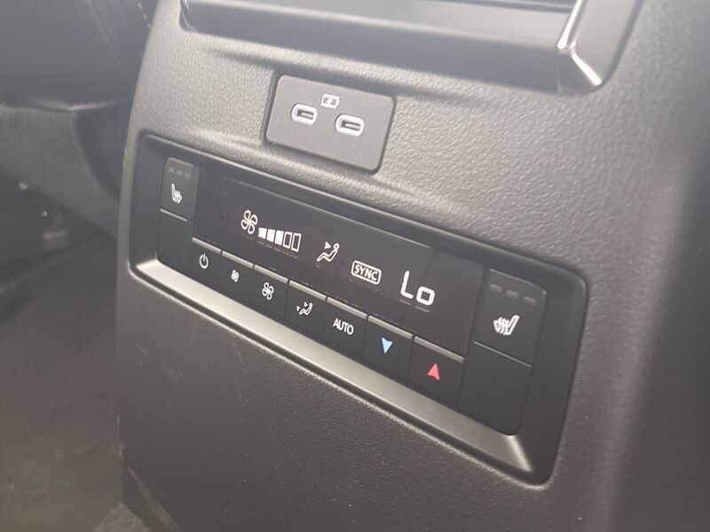 More views of Mazda CX-80