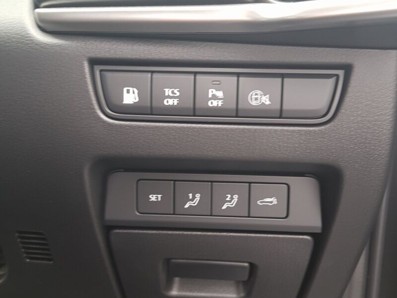 More views of Mazda CX-80