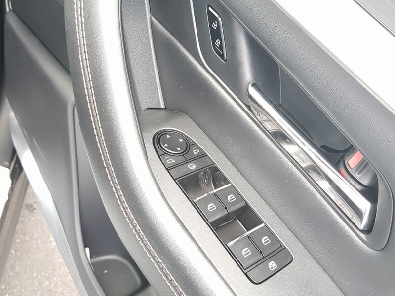 More views of Mazda CX-80