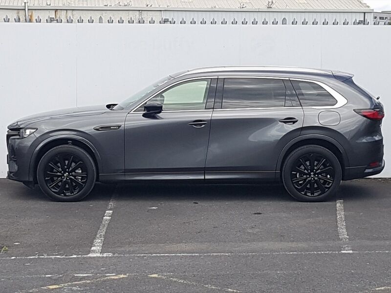More views of Mazda CX-80