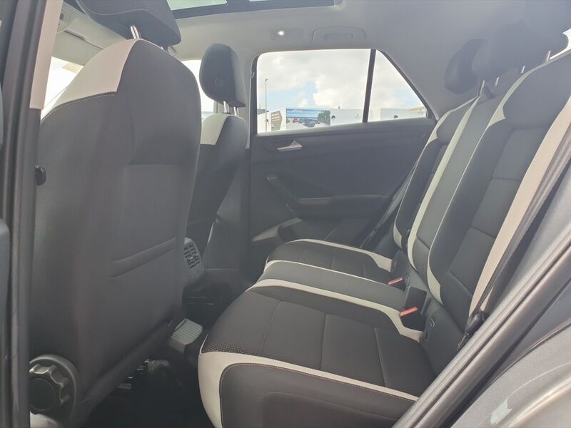 More views of Volkswagen T-Roc