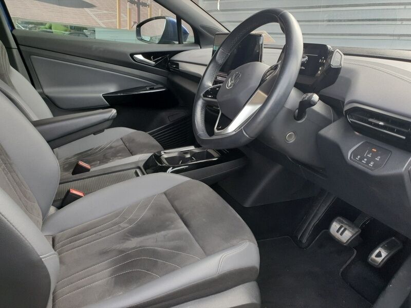 More views of Volkswagen ID.4