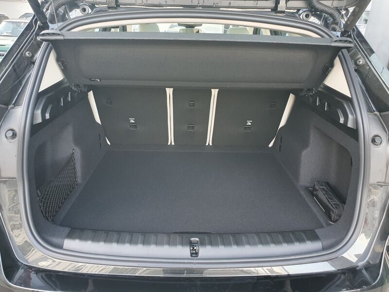 More views of BMW X1