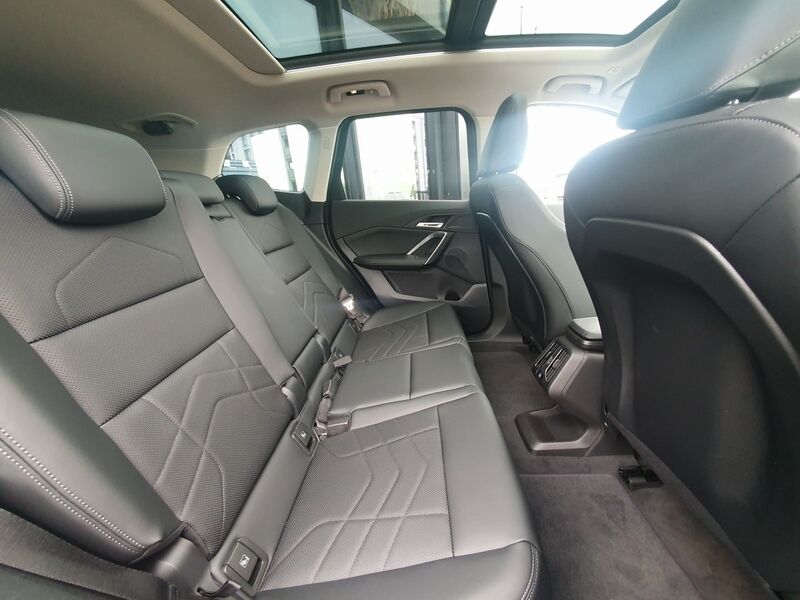 More views of BMW X1