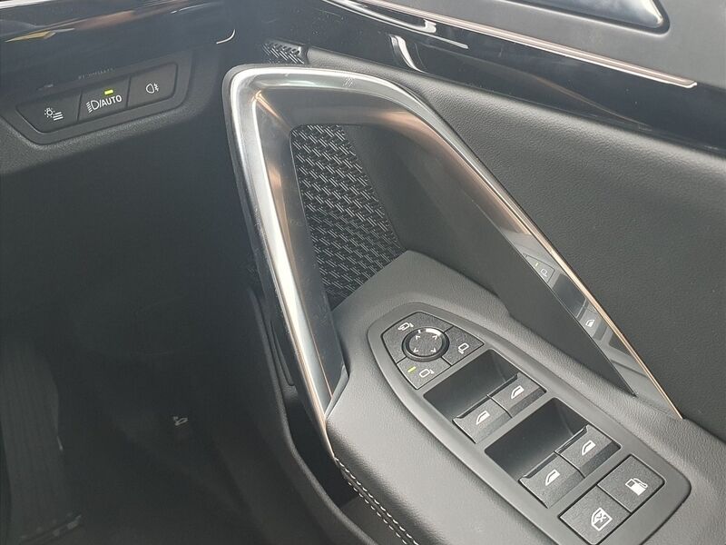 More views of BMW X1