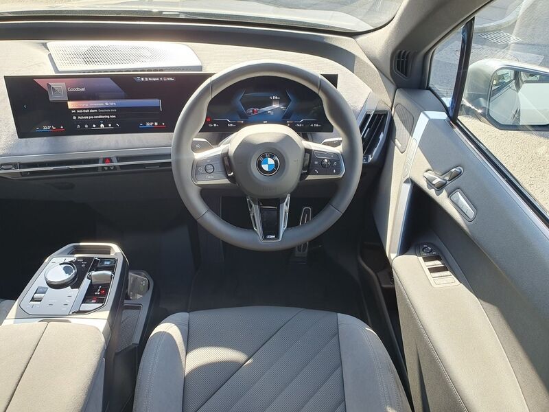 More views of BMW iX