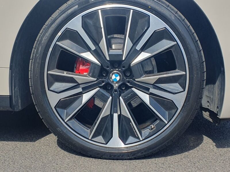 More views of BMW iX