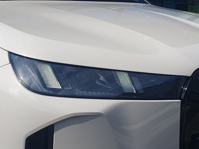 More views of BMW iX