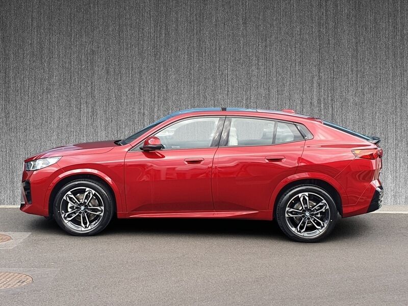 More views of BMW X2