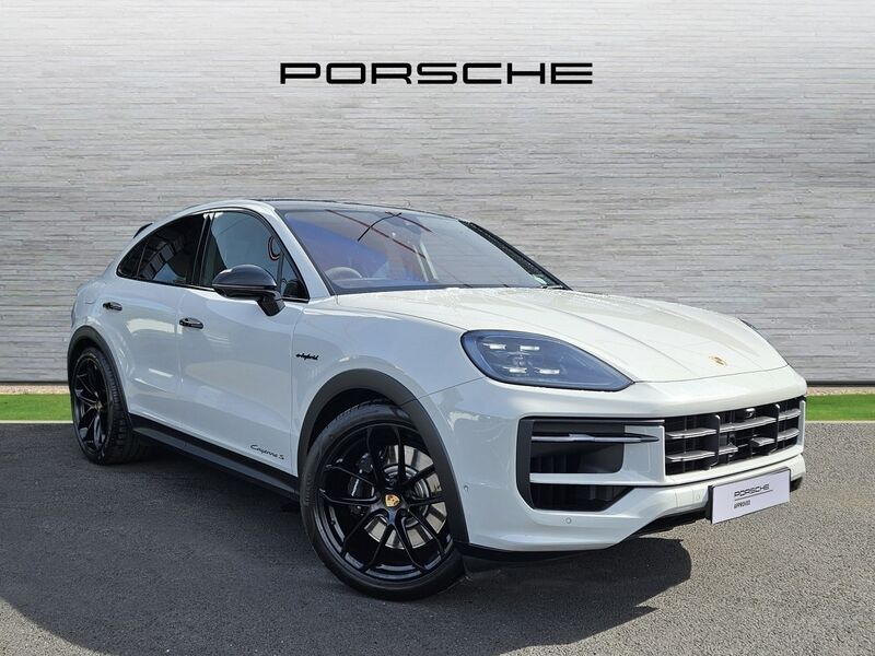 More views of Porsche Cayenne