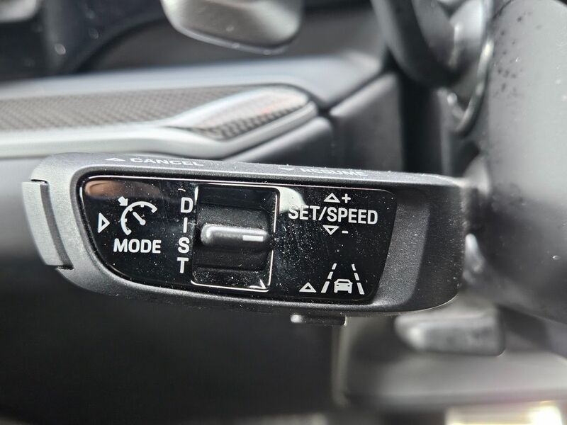 More views of Porsche Cayenne