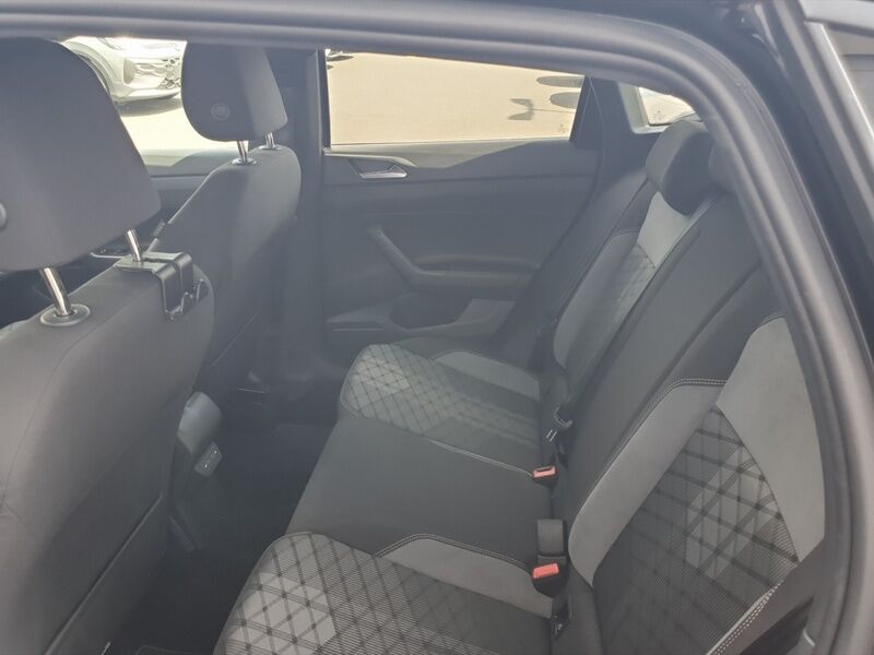 More views of Volkswagen Taigo