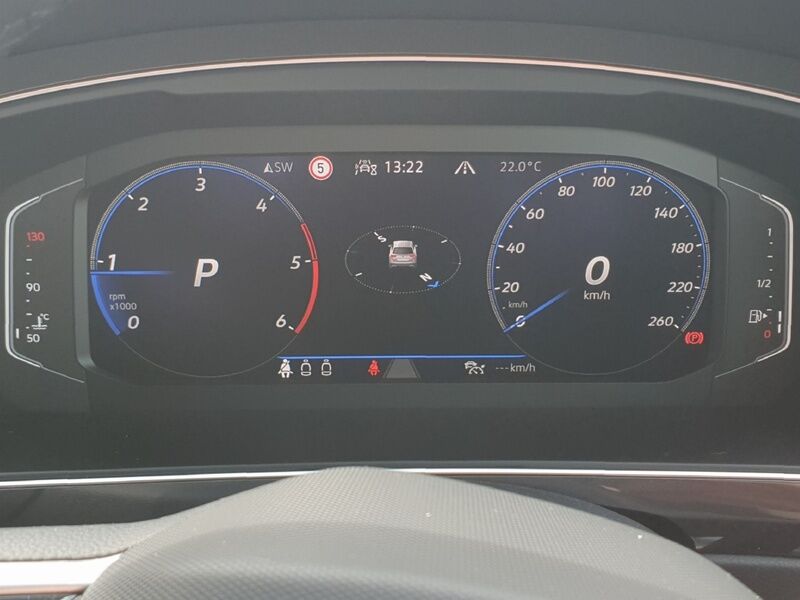 More views of Volkswagen Tiguan