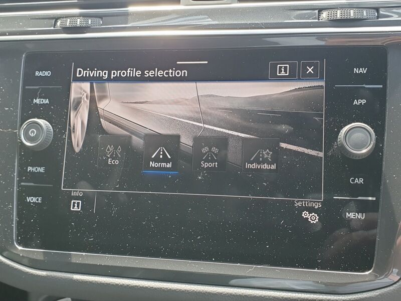 More views of Volkswagen Tiguan