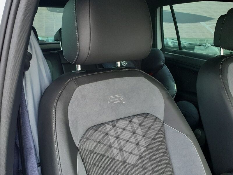 More views of Volkswagen Tiguan