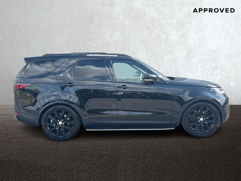 More views of Land Rover Discovery