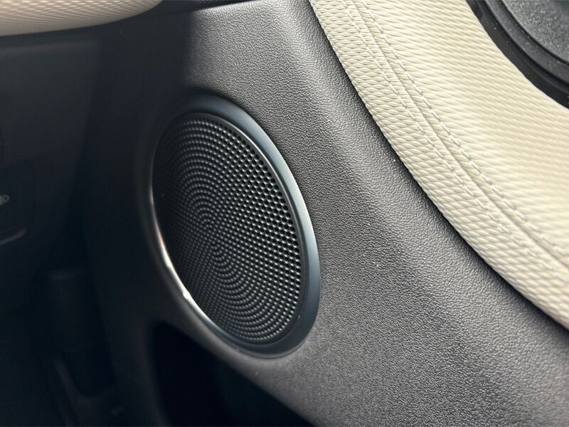 More views of Land Rover Discovery Sport
