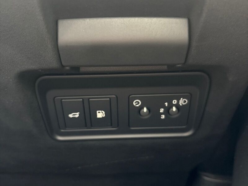 More views of Land Rover Discovery Sport
