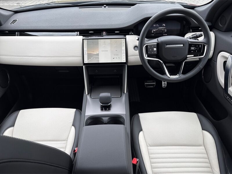 More views of Land Rover Discovery Sport