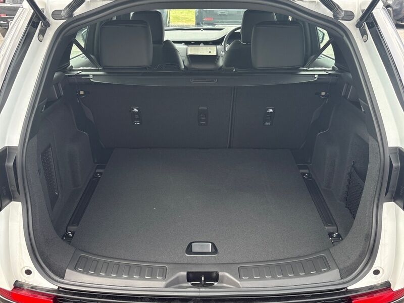 More views of Land Rover Discovery Sport