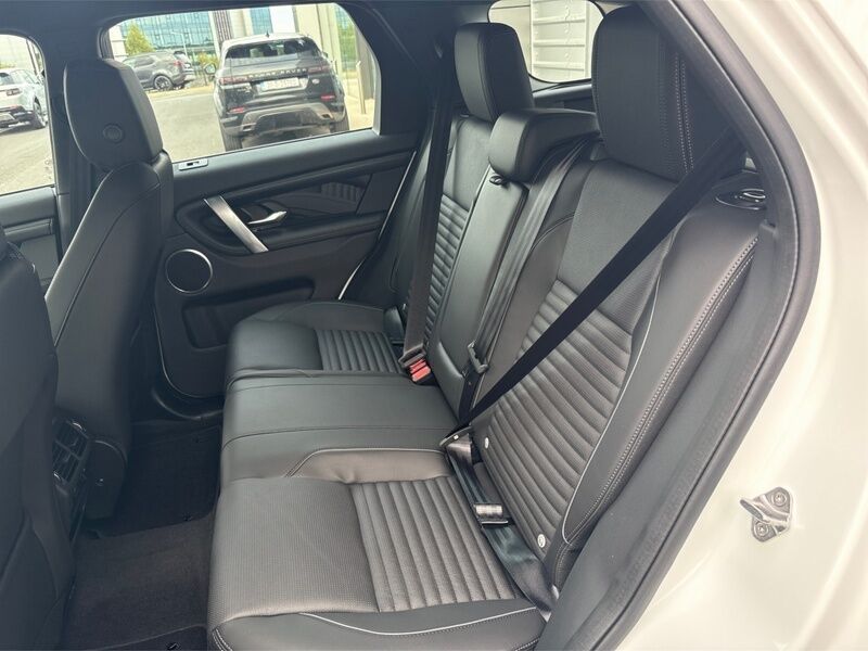 More views of Land Rover Discovery Sport
