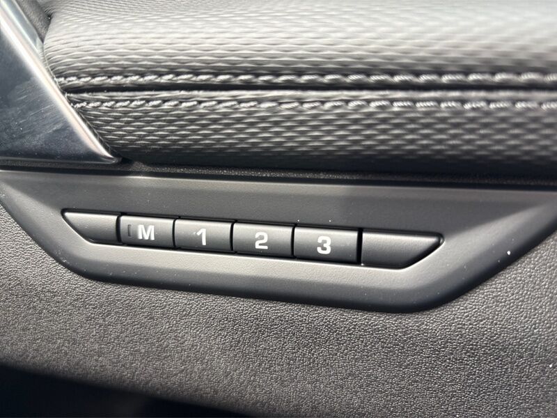 More views of Land Rover Discovery Sport