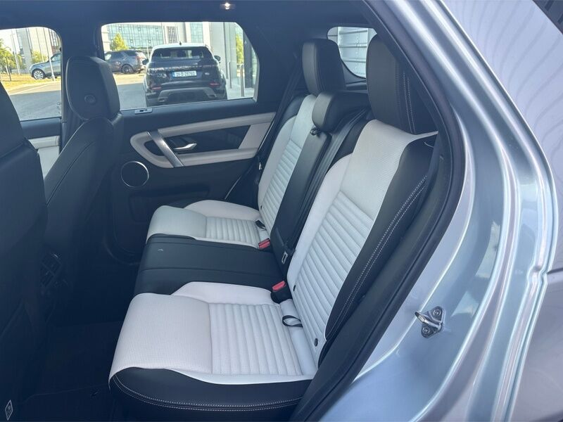 More views of Land Rover Discovery Sport