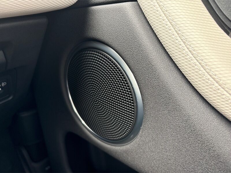 More views of Land Rover Discovery Sport