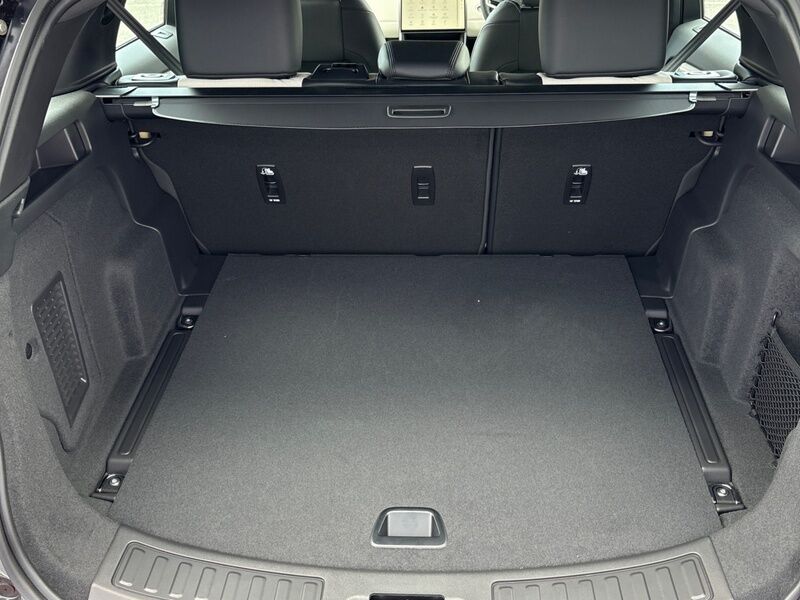 More views of Land Rover Discovery Sport