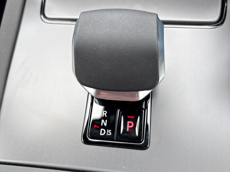 More views of Land Rover Discovery Sport