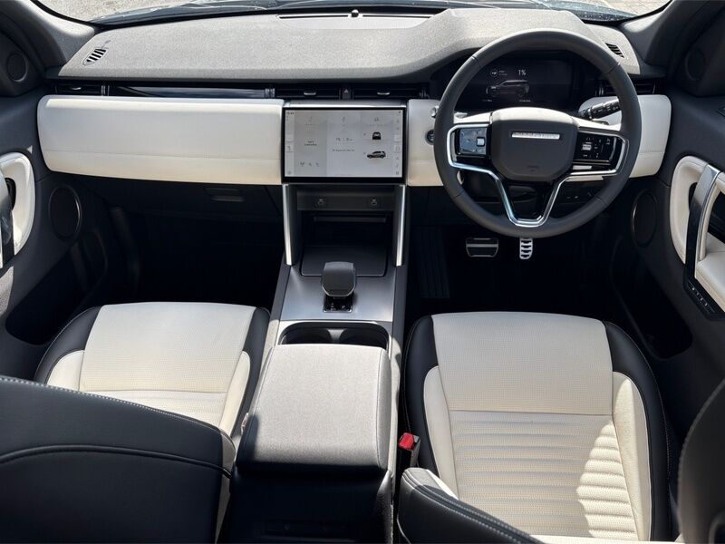 More views of Land Rover Discovery Sport