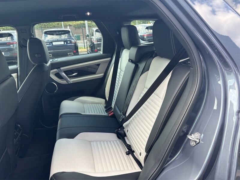 More views of Land Rover Discovery Sport