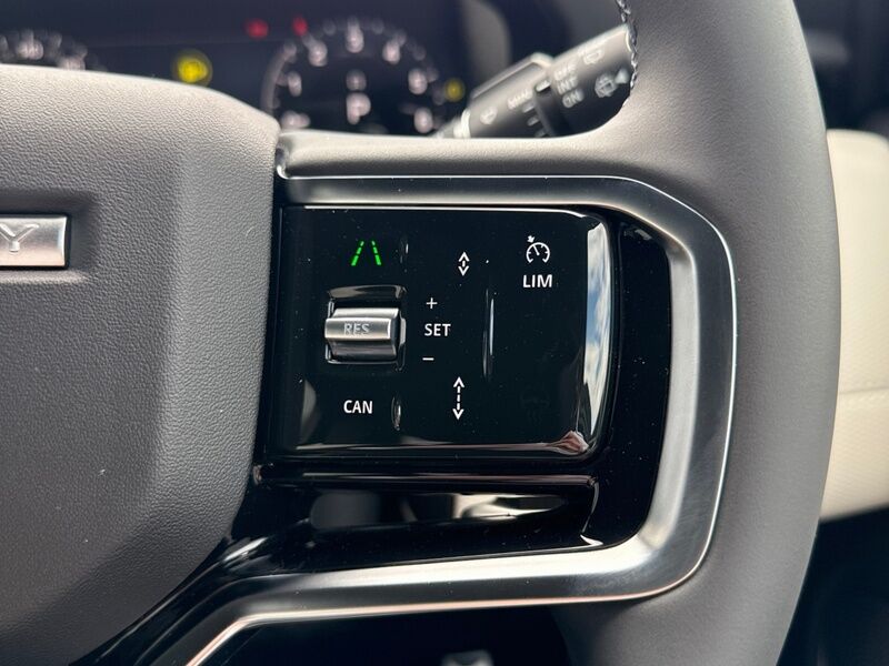 More views of Land Rover Discovery Sport