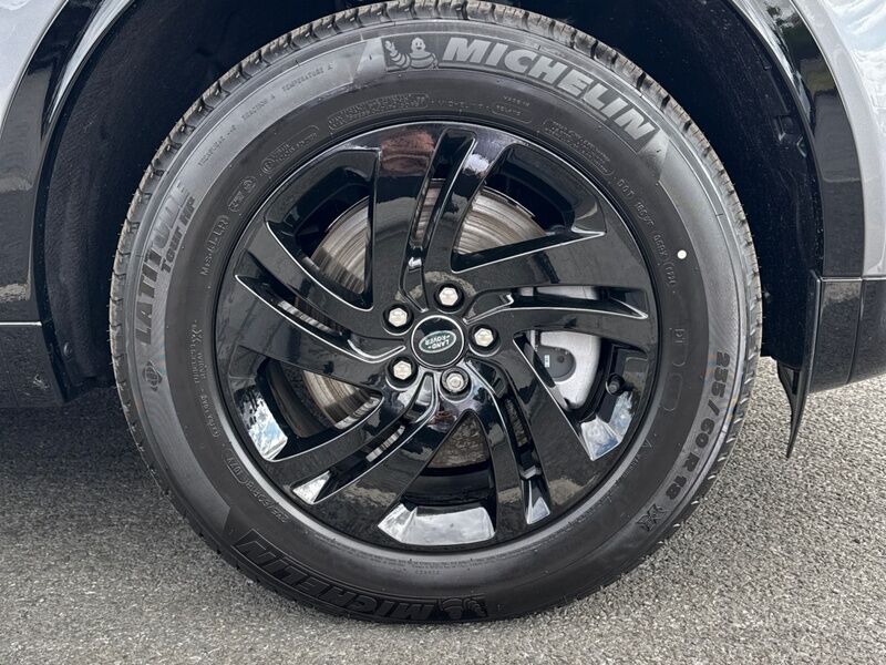 More views of Land Rover Discovery Sport