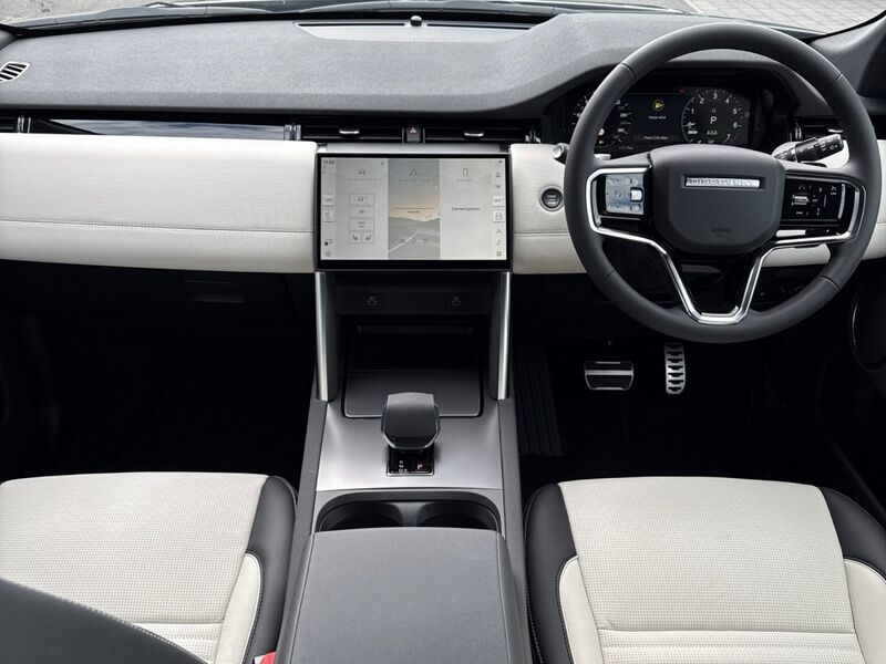 More views of Land Rover Discovery Sport
