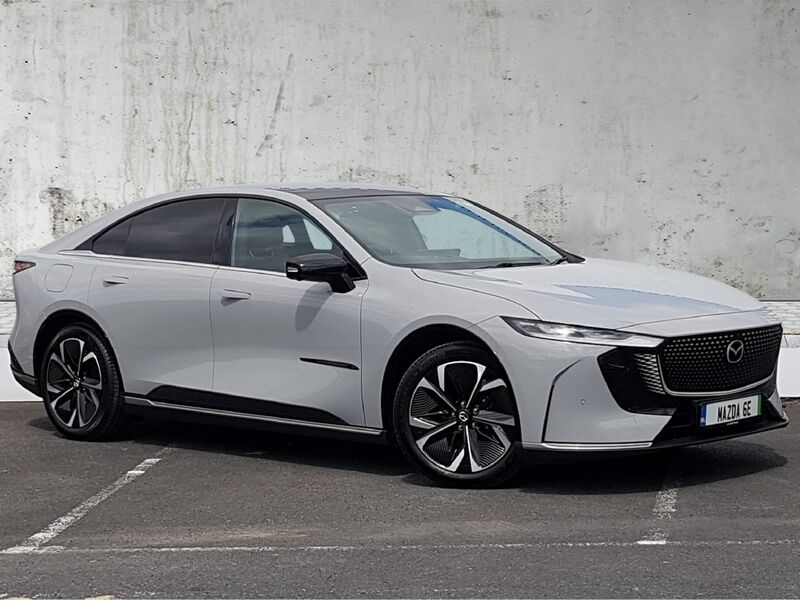 More views of Mazda 6e